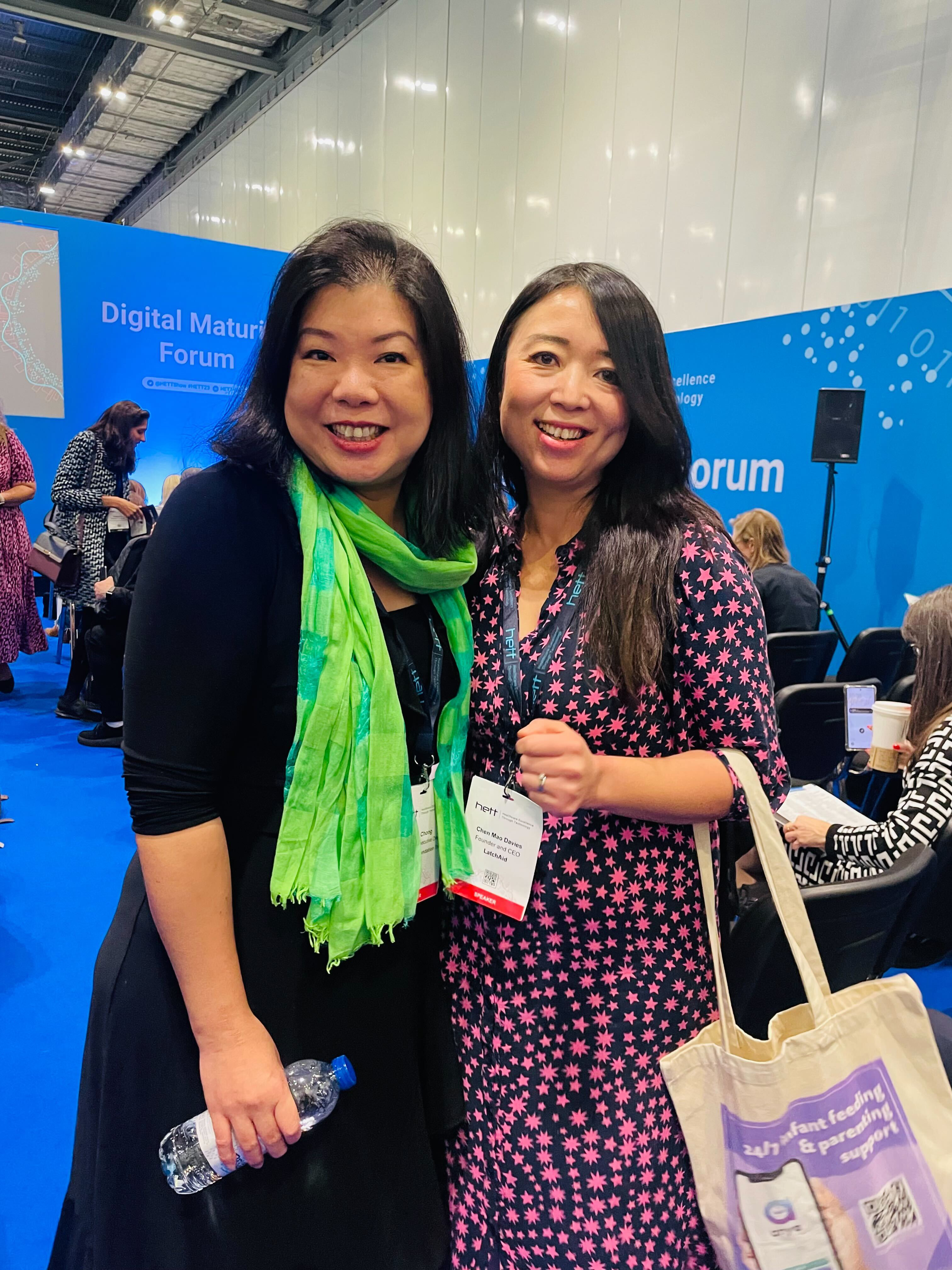 Dr Chen Mao Davies with Jenny Chong at HETT ExCel London 
